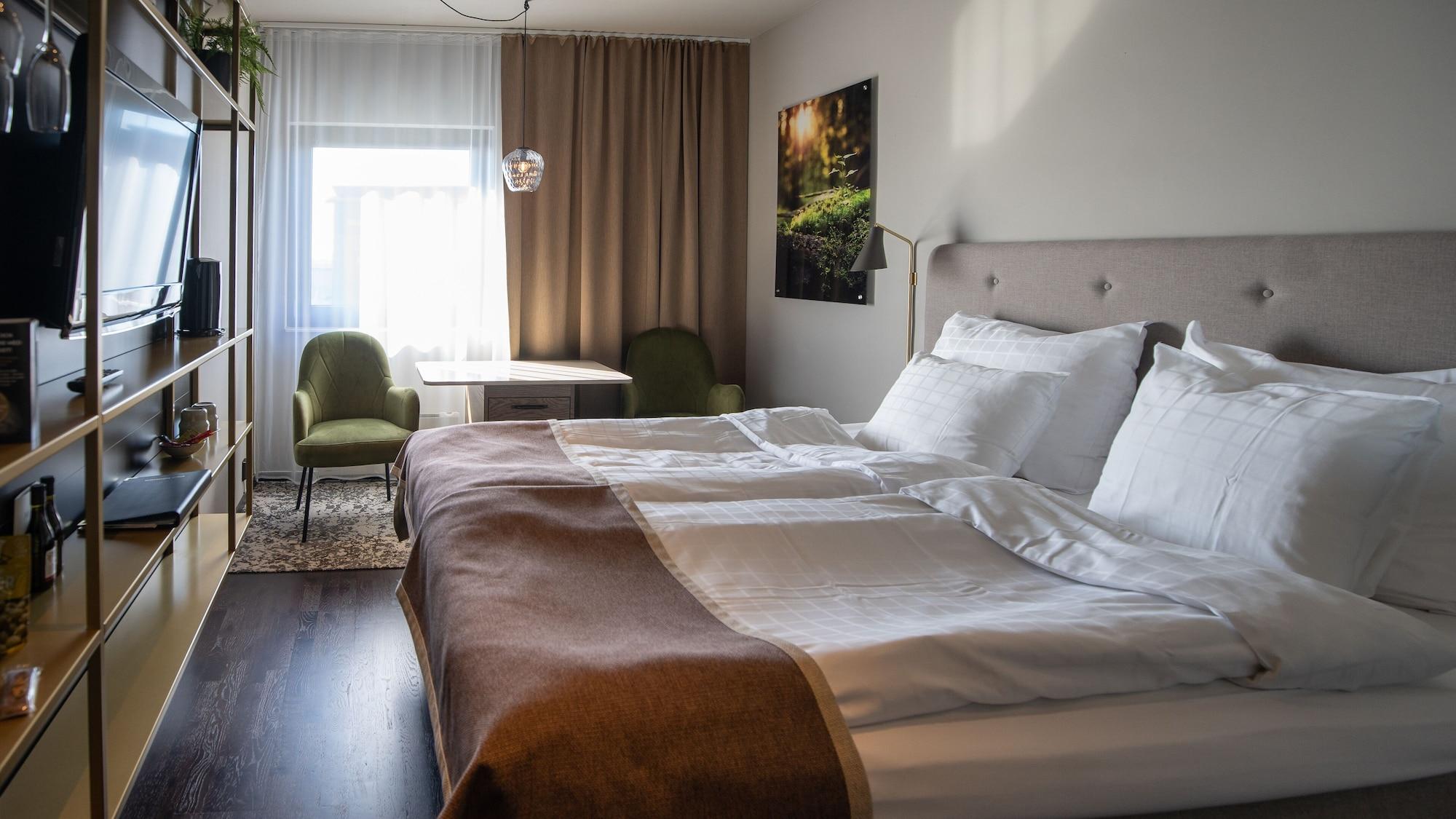 Hotell Soedra Berget ซุนด์สวาลล์ ภายนอก รูปภาพ
