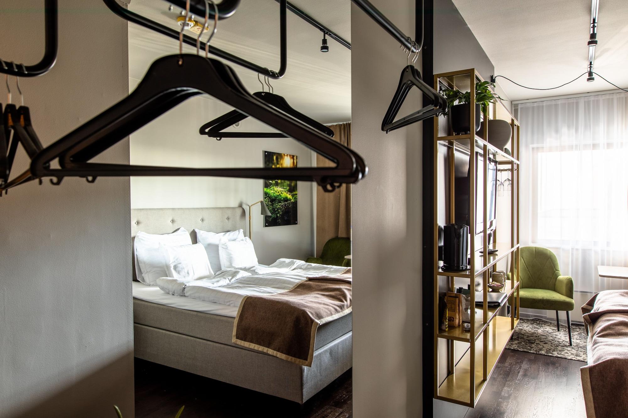 Hotell Soedra Berget ซุนด์สวาลล์ ภายนอก รูปภาพ