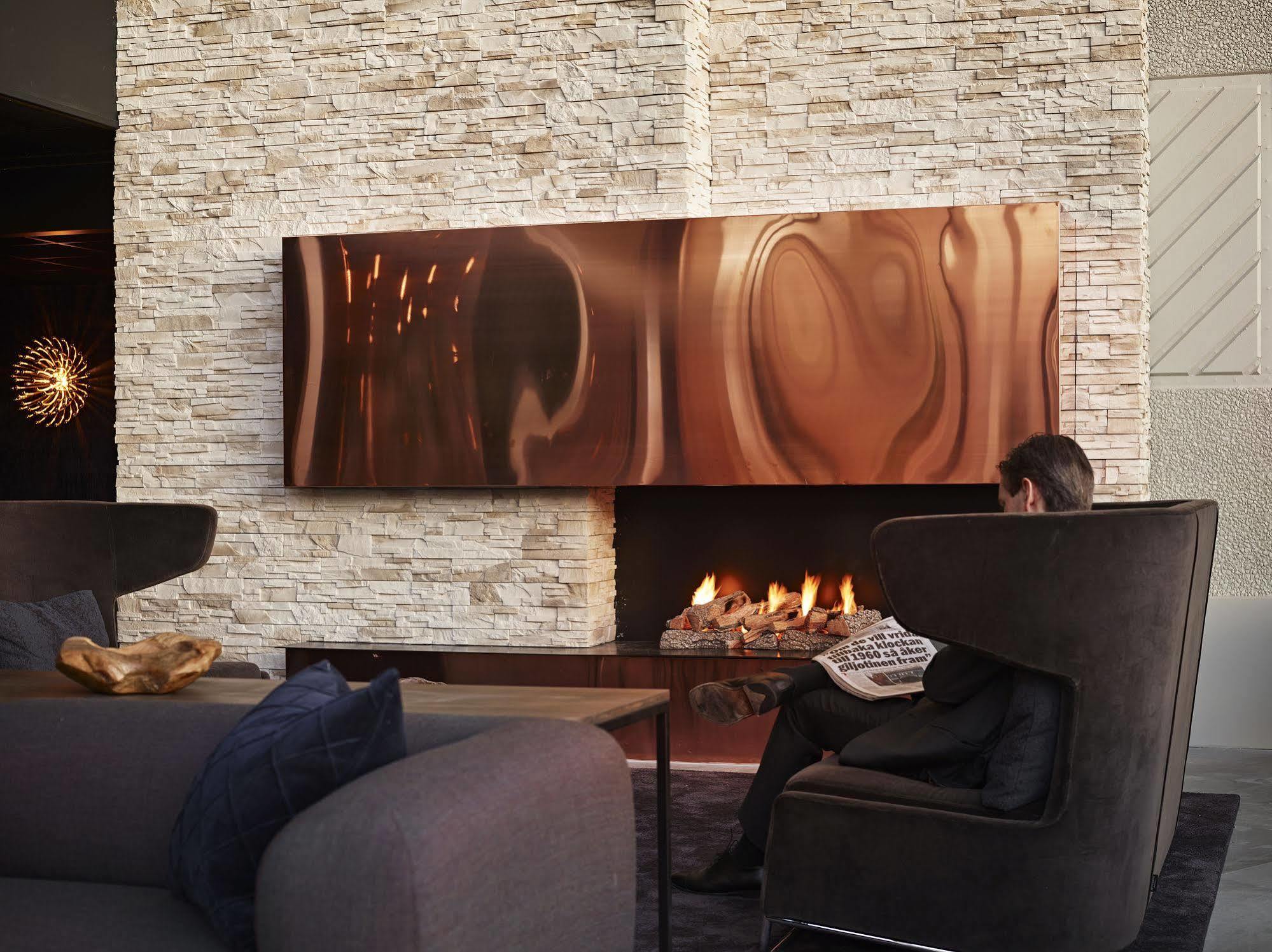 Hotell Soedra Berget ซุนด์สวาลล์ ภายนอก รูปภาพ